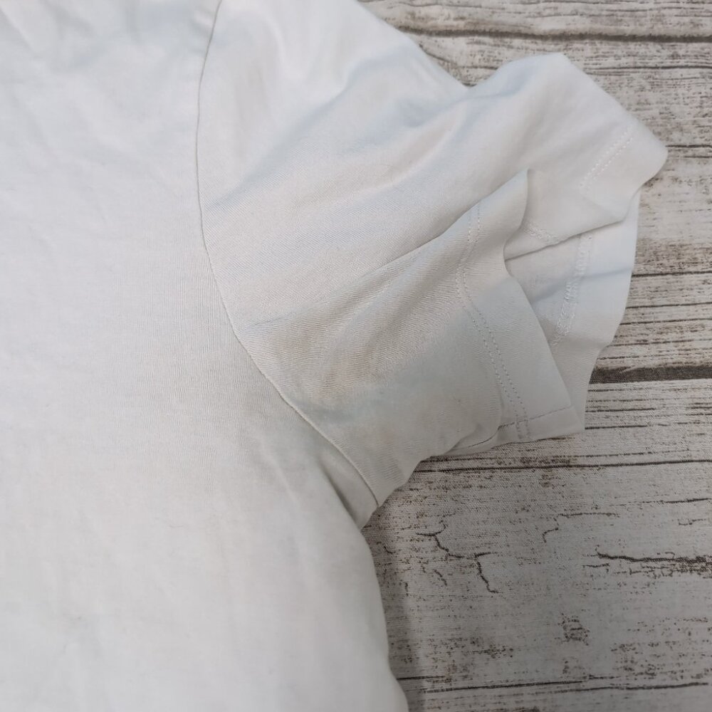 Burberry Sport White T Shirt Size Medium - Picture 2 of 7